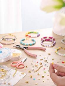 beadia 4 盒/套 8550 件聚合物粘土珠子套装用于制作手链，包括扁平圆形粘土隔珠、弹性线、亚克力扁平珠、延长链等，非常适合生日派对、新年礼物