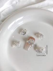 美甲装饰 - 3D 蝴蝶珍珠链、锆石心形、树脂花水晶；5 件银色蝴蝶美甲饰品、3D 美甲水钻蝴蝶装饰、新娘美甲雪纺丝带和合金配件美甲用品美甲美甲饰品美甲宝石 - 彩色 - 查看 16