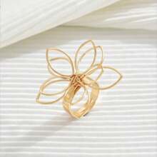 1 stuk vintage stijl holle bloemen verstelbare ring, willekeurige ontwerplevering