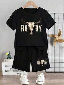 Conjunto de camiseta de manga corta y pantalón corto para niños con estampado de letras de cabeza de vaca. - Negro - Ver 1