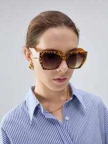 1 pieza de moda con marco cuadrado retro y efecto bicolor para mujer, accesorios de playa, regalos de Navidad