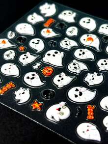 5D 浮雕卡通鬼万圣节指甲贴纸可爱鬼南瓜骷髅指甲贴花卡哇伊浮雕白色节日指甲滑块装饰自粘节日美甲礼物 DIY 沙龙美甲用品 - 彩色 - 查看 6