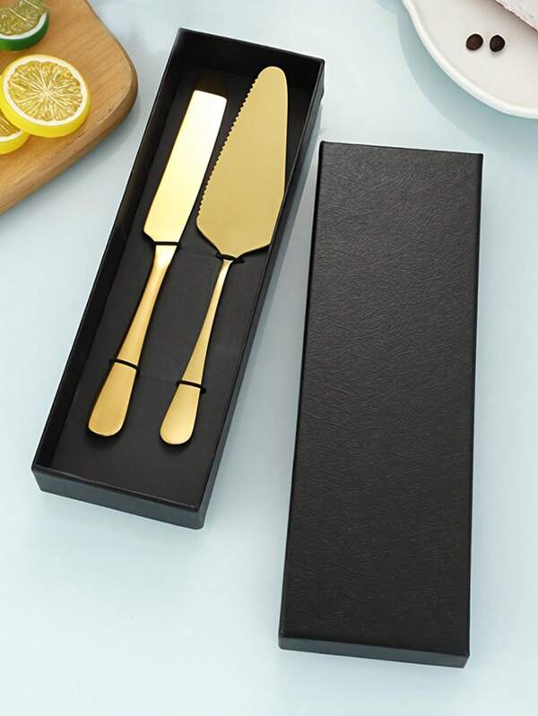 Conjunto de corte para bolo de casamento com 2 peças, incluindo faca e garfo de bolo com lâmina de aço inoxidável, cor prata com cabo de acrílico com cristal falso, perfeito para casamento, chá de panela, aniversário, inauguração de casa e presentes de aniversário