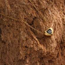 1pc Minimalist Fashion Versatile Stainless Steel Heart Pendant Necklace, 18K Gold Plated Won't Fade, Unique Choker