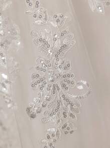 Deep V-Neck Glamorous Lace Champagne Cape Sleeve Tulle Long Wedding Dress For Bride