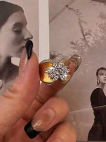 1pc Fantasy Flowers Shape 18k Gold Plated Engagement Rings For Women Luxury Hallow Cubic Zirconia Wedding Ring For Daily Decoration, Banquet, Prom, Party Jewelry Gift