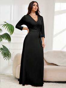 女士多色拼接连衣裙，深V领和收腰设计，优雅大方，适合外出就餐、购物等各种场合。 - 黑色 - 查看 6