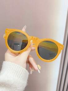 1 副男女通用圆形复古 Y2K 复古街头风格运动拼色时尚眼镜，适合度假