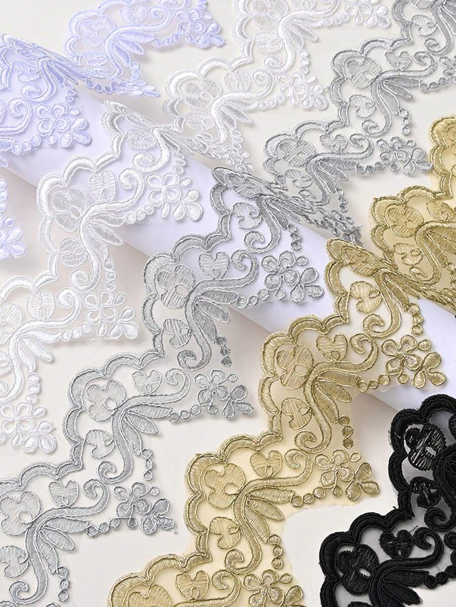 全新多色蕾丝刺绣骨蕾丝薄纱面料，手工串珠亮片装饰，适用于服装、婚纱、配饰用品材料，长度：91.4厘米，宽度：12.5厘米