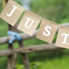 Jutesack "NUR VERHEIRATET" Schwalben-Wimpel, Outdoor Garten Hochzeitsdekoration, Hochzeitsparty Deko, herzförmiger Jutesack Zugflagge, Hochzeitsatmosphäre Dekorationsbanner