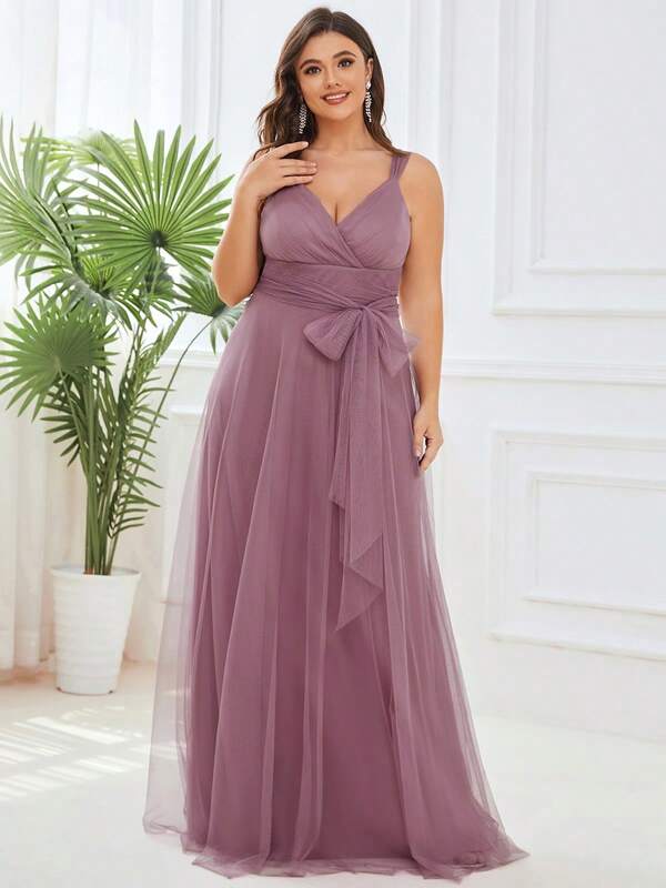 EVERPRETTY Plus Tie Waist V-Neck Tiered Bow Bridesmaid Dresses