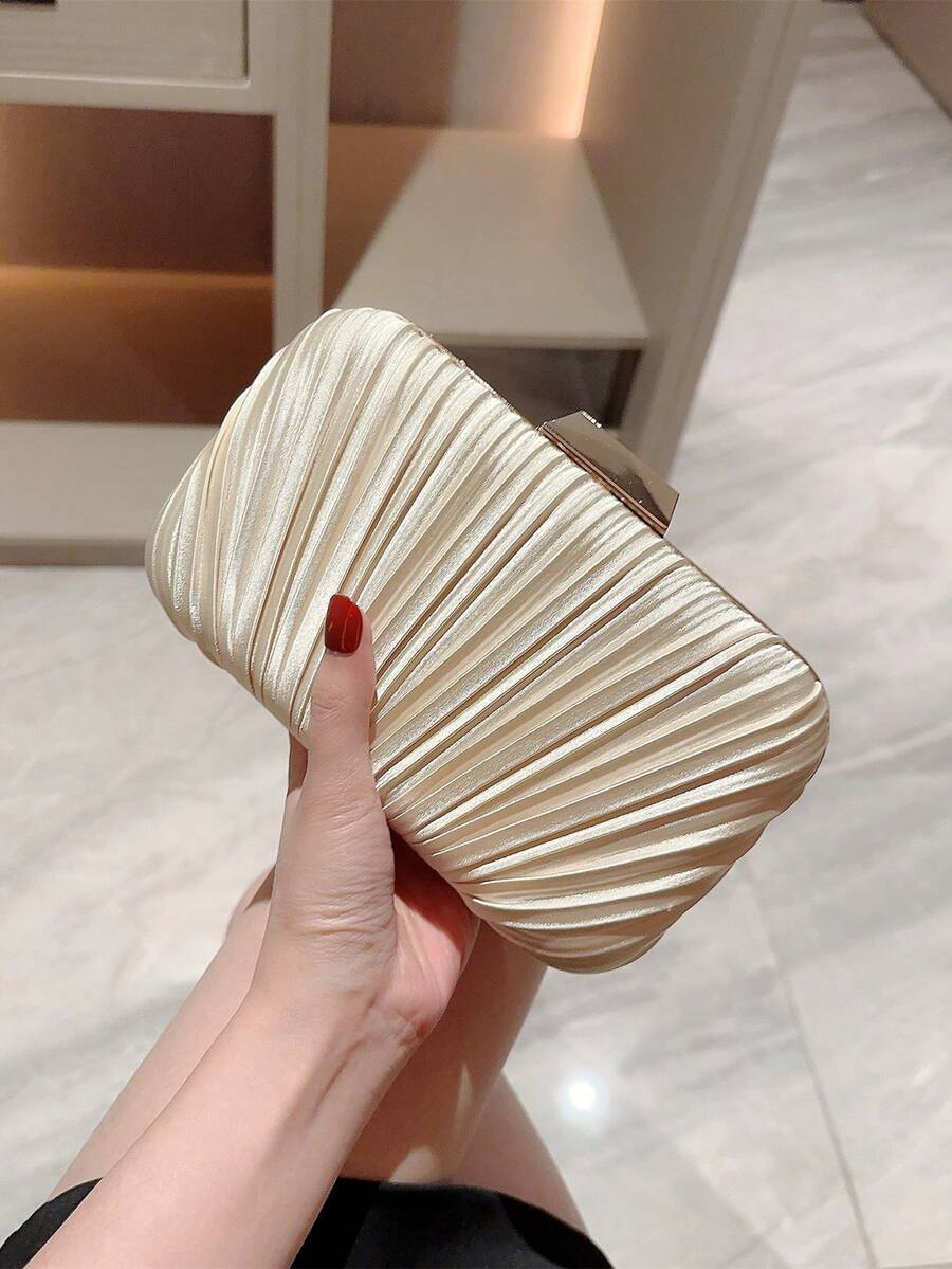 女士优雅褶皱链条缎面盒状晚宴包 - 杏色 - 查看 1