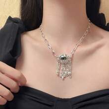 1pc Luxurious Fashion Evil Eye Pearl Tassel Ring, Exaggerated Personalized Alloy Ring With Pearl Tassel Design - Suitable For Daily Wear, Festivals, Parties, And Banquets