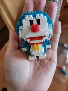 Doraemon Bloques de construcción de micropartículas con figura de Doraemon Nobita de anime, juguete de ensamblaje para niños y niñas, regalo lindo