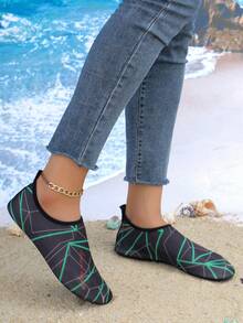 New Beach Shoes, Anti-Slip Water Socks, Breathable Running Shoes, Soft Bottom Diving Shoes, Unisex For Water Park, Anti-Cut Snorkeling Shoes - Black - View 7