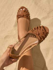 2025 Autumn Women's Flat Outdoor Hollow-Out Roman Sandals - Brown - View 4