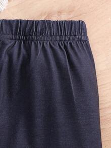 时尚复古女婴豹纹不对称上衣和宽松豹纹薄裤两件套