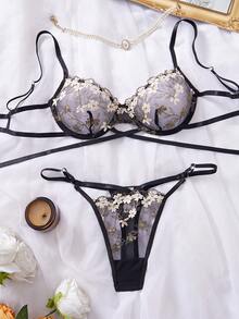 女士亲肤刺绣花卉性感成熟内衣套装 - 黑色 - 查看 2