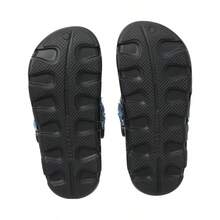 Miniso Lilo & Stitch Series Clog Slippers Boys Girls Casual Beach Non-Slip Breathable Sandals Fashion Beach Shoes Birthday Surprise Gift - Black - View 5
