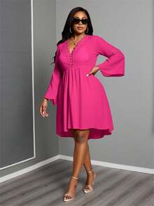 Slaydiva Plus Size Women's Holiday Solid Color Contrast Lace Bell Sleeve Loose Cover-Up Dress Summer