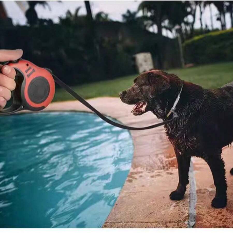 Retractable Leash 3/5 Meters Pets Dogs Cats Resistant With Lock Up To 11.33kg - Red - View 1