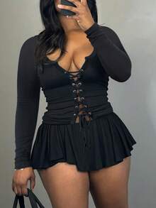 LovelyWholesale Top de manga larga anudado y minifalda con forro interior para mujer talla grande, ideal para primavera y verano