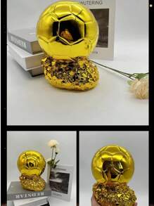 1 pièce Trophée de football doré en résine - Conception réaliste de ballon de soccer avec couture détaillée, idéal pour la décoration thématique des sports, utilisation intérieure/extérieure, parfait pour Noël, Thanksgiving, la fête des pères, la remise des diplômes et la fête nationale des grands-parents, décoration intérieure et extérieure | Décoration thème football | Conception de couture détaillée, décoration football