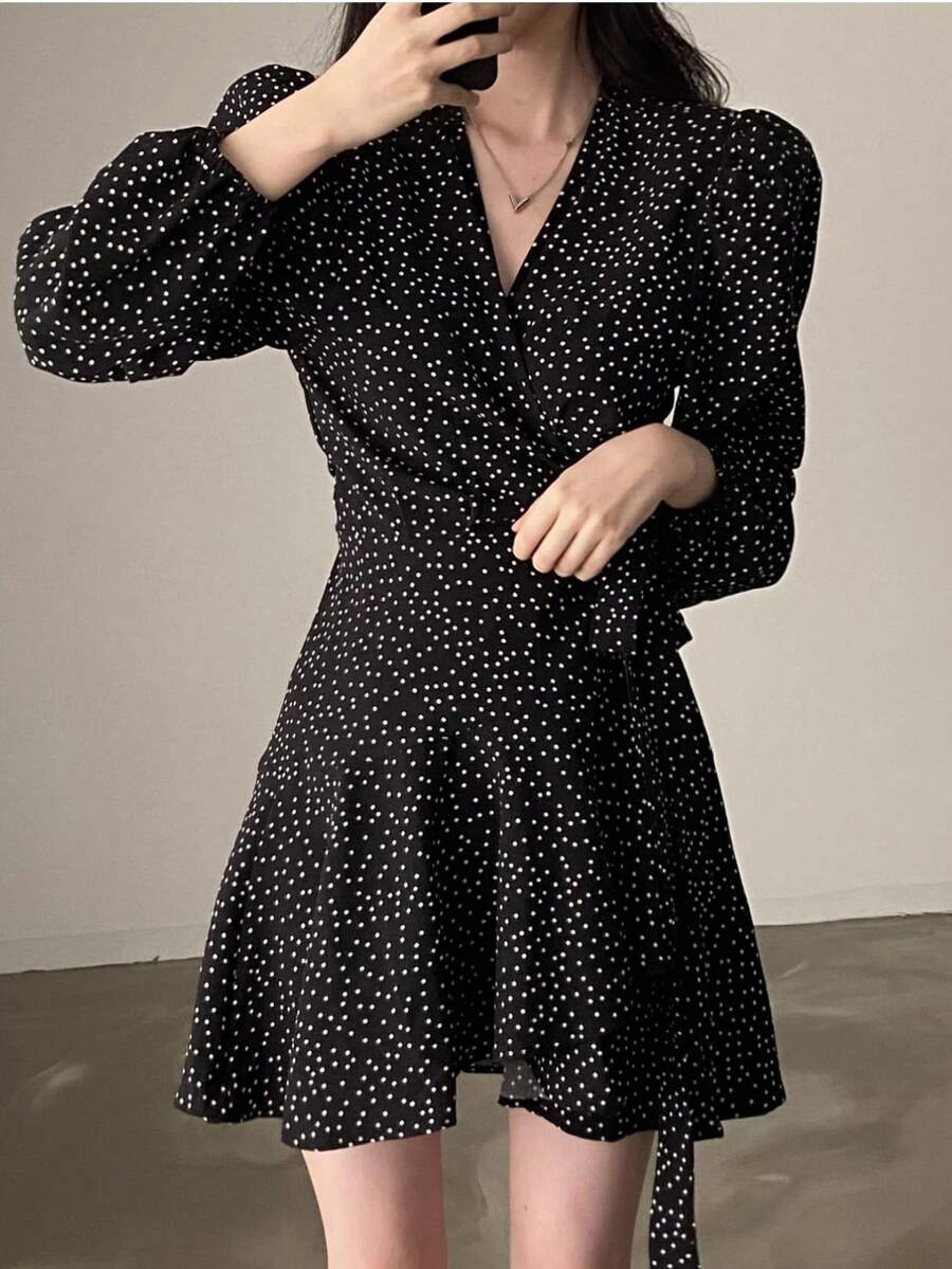 Vestido de verano sencillo y elegante para mujer con diseño de lunares, adecuado como regalo para madre o hermana. - Negro - Ver 1