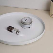 1pc Metal Round Tray, Jewelry Tray, Flower Tray, Black And White Display Tray For Bedroom Cosmetics, Perfumes, Lipsticks, Aromatherapy, Bathroom Countertop, Living Room, Hotel Bathroom Artistic Decor Display Tray For Women Storage Organizer Travel Essentials Back To School Dormitory Storage