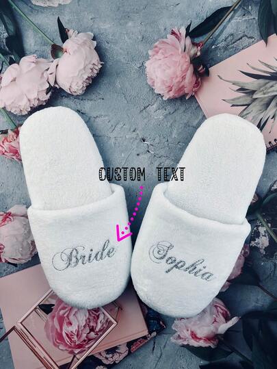1 par de pantuflas personalizadas de talla grande con iniciales para los invitados de la boda, pantuflas suaves y cómodas personalizadas para damas de honor, fiesta de soltera, uso en el hogar, viajes, hotel, spa, regalos para novias, esposas, madres, hijas, ideal para novias, damas y viajeras.