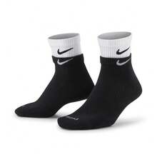 男款 NIKE EVERYDAY PLUS CUSH 踝袜，DH4058-011 - 黑色 - 查看 1