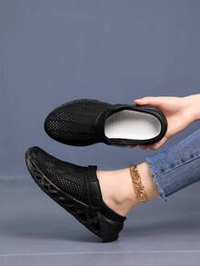 Pantuflas cómodas para hombres - Pantuflas EVA antideslizantes, diseño cerrado cómodo, adecuadas para todas las estaciones - Negro - Ver 8