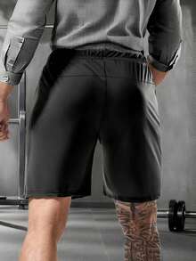 男士拉链口袋速干短裤，休闲略有弹力透气抽绳短裤，适合夏季户外，反光 - 黑色 - 查看 3