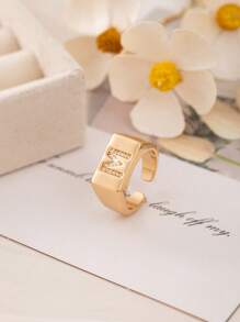 1 Stück modischer minimalistischer Buchstaben 26 Buchstaben quadratischer offener Ring, geeignet für tägliches Dekor-Tragen, kann ein Geschenk für Liebhaber, Freunde, Familie an Geburtstag, Feiertag, Jahrestag sein
