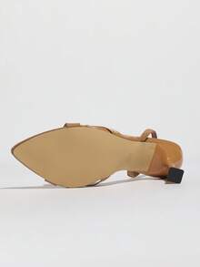 Giày sandal cao gót mũi nhọn quyến rũ, gợi cảm dành cho nữ, có quai ngang mắt cá chân, bề mặt bóng gương sang trọng, phù hợp cho tiệc tùng, các hoạt động ngoài trời, màu be, trang phục mùa xuân hè. - Lạc đà - Xem 8