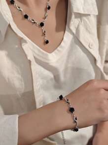 Conjunto de 4 peças de colar, pulseira e brincos vintage com design de folhas e flores de liga, presente e uso diário