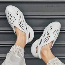 EVA Men Women Clogs Foam Runner Shoes For Women Men, Hollow Cloud Slippers Lightweight Slip-On Walking Sneakers Breathable Soft Beach Sandals Breathable Non-Slip Beach Shoes Casual Fashion Sports Sandals One Pair Arch Support Sandals - 白色 - 查看 9