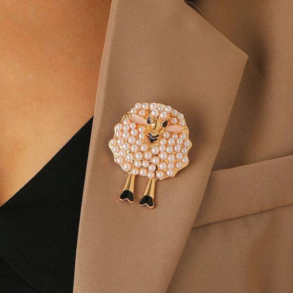 1pc Vintage Faux Pearl Cute Lamb Animal Brooch High-End Ladies Shawl Coat Collar Pin Backpack For School
