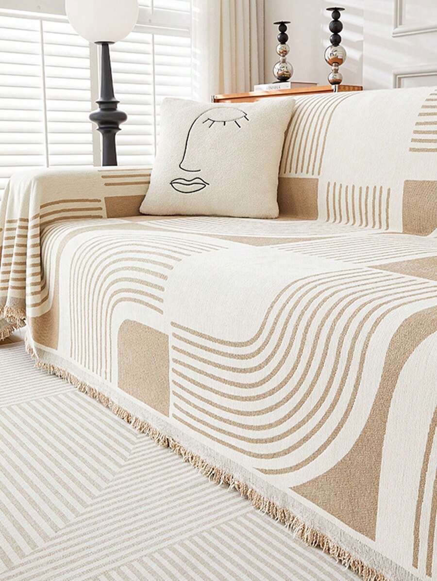 1pc Bohemian Geometric Striped Chenille Sofa Cover - Soft, Light Beige-Friendly, Pet-Resistant Couch Protector For All Seasons, Easy To Install & Clean, Fit For Single, Double, Triple & Sectional Sofas, Beige & White Design, Pet-Resistant Cover Geometric Pattern Cover Durable Polyester Cover, Couch Cover For Dogs