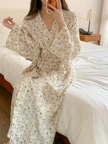 1pc Cute Rabbit Cartoon Japanese Style Robe, Lovely Bathrobe Pajama Dress, Long Sleeve Sleepwear For Women, Spring/Autumn/Winter - Multicolor - View 3