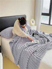 1 pieza Manta suave y cómoda a rayas, adecuada para el hogar, sofá, cama, todas las estaciones, Navidad, Halloween, regalo del Día de la Madre, decoración del dormitorio, camping, piel sintética esponjosa, manta de felpa de leche, manta de franela, manta para la siesta, manta para la siesta en la oficina