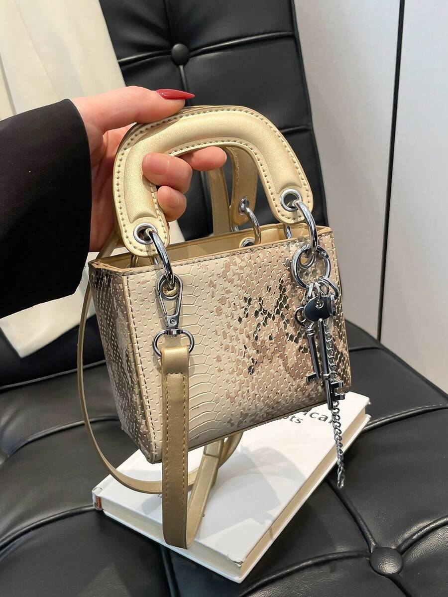 Mini New Snake Skin Pattern Clutch Bag, Decorative Accessories, Personalized Shoulder/Crossbody/Handbag - Gold - View 1