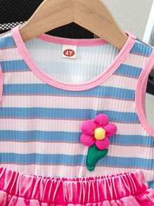 Set de 2 piezas con Top sin mangas de cuello redondo con rayas y flores + pantalones cortos de mezclilla de estilo sencillo para niña