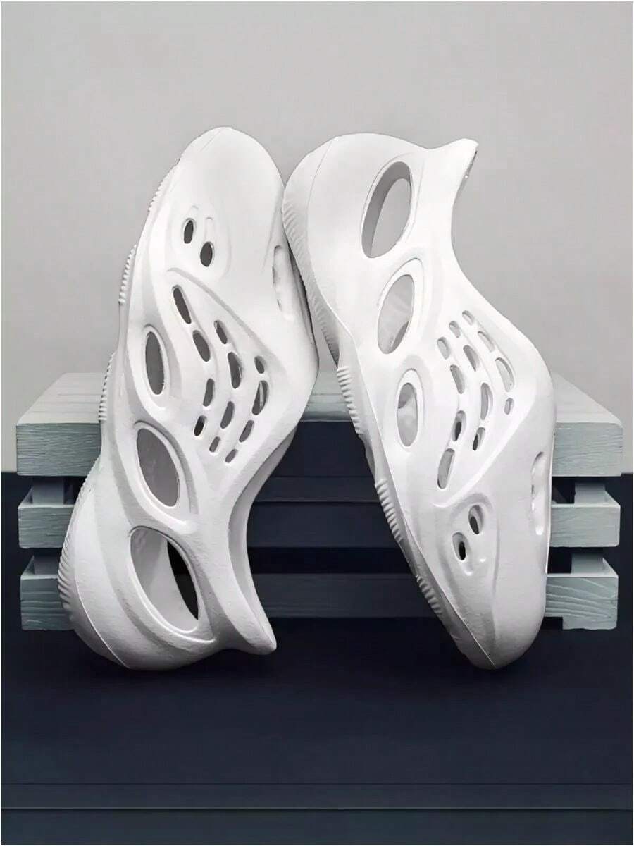 EVA Men Women Clogs Foam Runner Shoes For Women Men, Hollow Cloud Slippers Lightweight Slip-On Walking Sneakers Breathable Soft Beach Sandals Breathable Non-Slip Beach Shoes Casual Fashion Sports Sandals One Pair Arch Support Sandals - 白色 - 查看 1