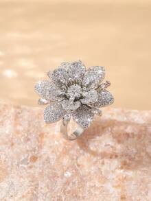优雅的樱花戒指，镶嵌精美的锆石花朵图案，是婚礼和情人节永恒爱情的礼物 - 金大花 - 查看 14