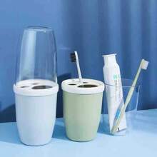 1pc Couple Creative Toothbrush And Mouthwash Mug Set With Lid, Portable Travel Toothbrush Holder, Durable Plastic, Suitable For Toothbrush Storage