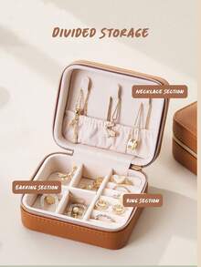 1个定制化妆包——四合一多功能设计，可轻松转换为化妆包、手拿包、零钱包和礼品包，适合日常使用、旅行和派对。轻巧的收纳袋配有可拆卸隔层，提供大容量，可轻松收纳美妆必需品——既可用作化妆包，也可用作旅行收纳。是母亲节、情人节、感恩节、复活节、生日、婚礼、毕业典礼等场合的贴心礼物。