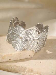 1pc Minimalist Stainless Steel Leaf Bracelet, Suitable For Women To Wear Daily, Party, Gathering