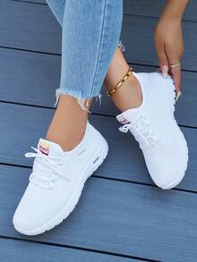 2025年夏季新款女士网眼轻便透气运动鞋、休闲运动鞋和百搭跑鞋 - 白色 - 查看 16