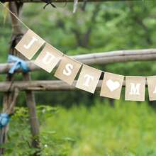 Jutesack "NUR VERHEIRATET" Schwalben-Wimpel, Outdoor Garten Hochzeitsdekoration, Hochzeitsparty Deko, herzförmiger Jutesack Zugflagge, Hochzeitsatmosphäre Dekorationsbanner